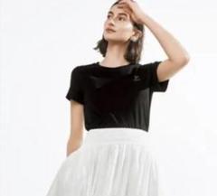 フォクシー　ブラック　ロゴ入りTシャツ　38 Starry Sky フォクシー ブラック ロゴ入りTシャツ 38 Starry Sky - メルカリ