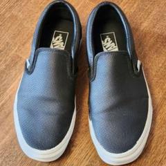 VANS CLASSIC SLIP ON ブラック パンチング スリッポン