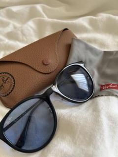Ray-Ban キャットアイサングラス ブラック