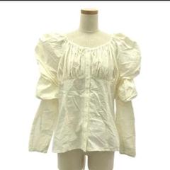 即完売⭐︎アパルトモンBijou Blouse ドゥーズイエムクラスチカキサダ 即完売⭐︎アパルトモンBijou Blouse ドゥーズイエムクラスチ