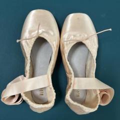 Amazon | トウシューズ【 BLOCH 】バランスヨーロピアン