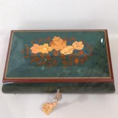 オルゴール　REUGE　　イタリア製　宝石箱　昭和レトロ　ジュエリーボックス 高級 木製 鏡付き オルゴール付 ジュエリーボックス