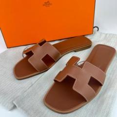 エルメス　オラン　ゴールド　35.5 新品そっくりさん⭐エルメスHERMES オラン サンダル35 ゴールド