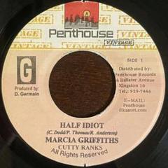 【レア】Marcia Griffiths - Love Is Automatic Marcia Griffiths & Busy Signal - Love Is Automatic (Remix