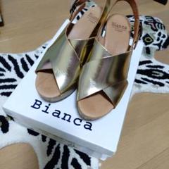 Bianca ゴールド クロスデザイン サンダル　ウェッジソール　37size