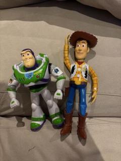 バズ・ライトイヤーとウッディ フィギュアセット - メルカリ