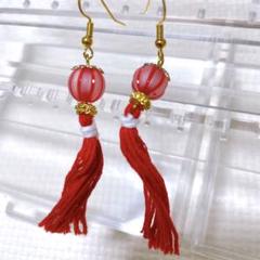 ハンドメイドピアス 赤 レッド シンプルピアス