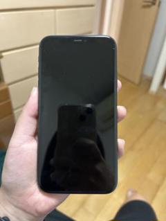 Apple iPhone 11 ブラック 本体