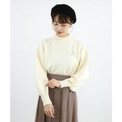 【月末限定セール】フィント　エッフェル塔刺繍ハイネックニット　ホワイト　セーターのサムネイル