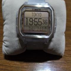 TIMEX デジタル腕時計 TW2U56300VK　ホワイト新品