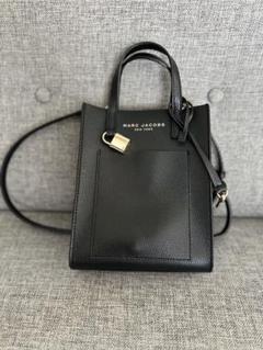 最終値下げMARC JACOBS ブラックレザーショルダーバッグ　美品