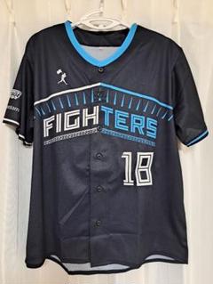 日本ハムファイターズ　1周年記念ユニデザインフーディ　Ｍサイズ　未使用・美品 日本ハムファイターズオンフィールドフーディ XLサイズ未使用