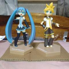 美少女フィギュア　まとめ売り　6点セット　初音ミク　巡音ルカ 初音ミク 巡音ルカ フィギュア 6点まとめ売り ※箱なし - メルカリ