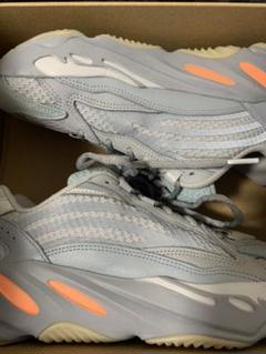 adidas yeezy boost 700 v2