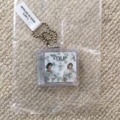 東方神起のレアグッズ　5人当時のCD2枚、ミサンガ、ストラップ、会報、ガチャ他 2025年最新】東方神起 cd ガチャの人気アイテム - メルカリ