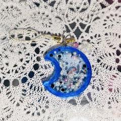 推しカラーシャカシャカキーホルダー　ハンドメイド