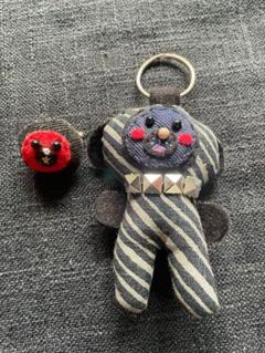 ハンドメイド キーリング　ブローチ2個　ぬいぐるみ　犬　熊　キーホルダー　バッジ