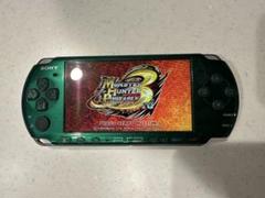 PSP3000 本体 グリーン　動作品　UMD読み込み可