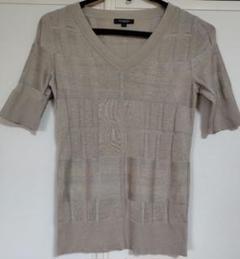 BURBERRY ベージュ Vネック 半袖ニット BURBERRY ベージュ Vネック 半袖ニット - メルカリ