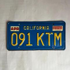 アメリカカリフォルニアナンバープレート493 USA ブルー イエロー