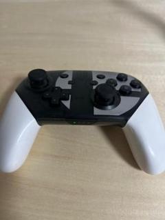 Nintendo Switch PRO ワイヤレスコントローラー 黒白
