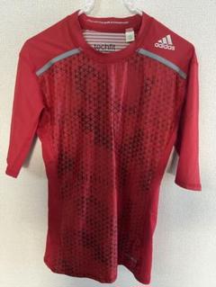 adidas techfit 半袖 アンダーシャツ 赤