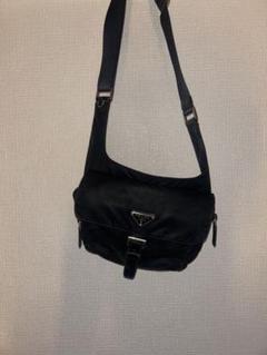 国内発送【PRADA】ロゴ レザー キーポーチ ショルダーストラップ ストラップ PRADA(プラダ) 財布・雑貨(メンズ) - 海外通販のBUYMA