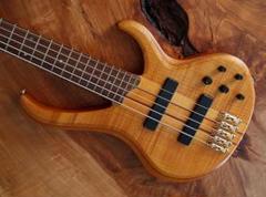 Ibanez プレミアムシリーズ BTB1405 5弦 プロトタイプモデル 美品 Ibanez プレミアムシリーズ BTB1405 5弦 プロトタイプモデル 美