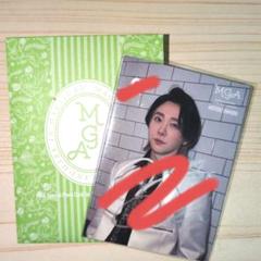 Mrs. GREEN APPLE ミセスMGAポプア もっくんサイン入りフォトカ MGA Special Photo Card Set “LANDMARK IN HARAJUKU” – Mrs