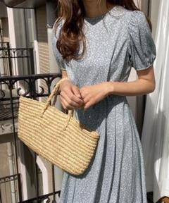 LAUIR 小花柄ロングワンピース