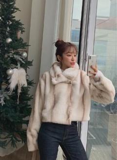を　【美品】DHOLIC フェイクファーコート 1753342_23439328_k3.jpg