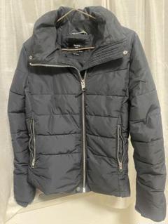 Bershka セーラームーン ブラックダウンジャケット Bershka(ベルシュカ) アウター(レディース) - 海外通販のBUYMA