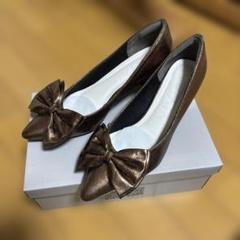 リボン付きポインテッドトゥパンプス　ブロンズ　LL