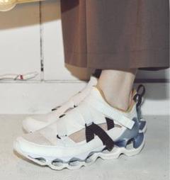 【最終値下げ】新品未使用！CONVERSE　Spick＆Span スニーカー 2025年最新】Spick and Span スニーカーの人気アイテム - メルカリ