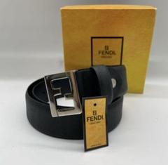 FENDI ベルト 黒 ゴールド金具　（細い方向け） FENDI 黒 ベルト 金色バックル - メルカリ