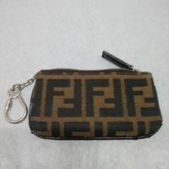 2025年最新】fendi キーケース ズッカの人気アイテム - メルカリ