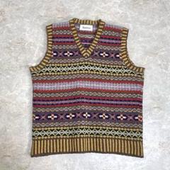 【美品・コラボ別注】fennica(ビームス)×ジャミーソンズ　ニット ベスト fennicaだけの、Jamieson's Knitwear｜fennica（フェニカ）｜BEAMS