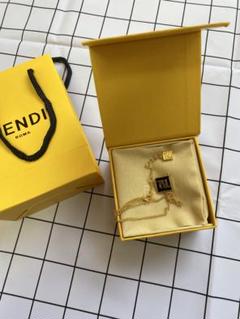極美品】FENDI ネックレス エスイズ ロゴ ストーン ゴールド