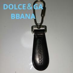 DOLOCE&GABBANA ブラックレザー キーホルダー金属部シルバーカラー