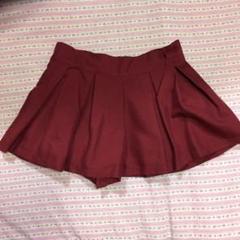 美品☆フレア　ショート　パンツ　M ワインレッド　赤　リボン　ミニ　レディース