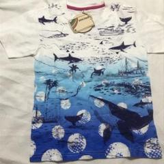 キッズ　Tシャツ 130cm 新品タグ付き 海、鯨柄