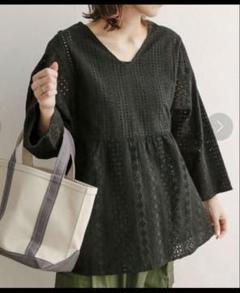 美品☆doorsドアーズ スカラップレース 大人V ゆったりブラウス レース