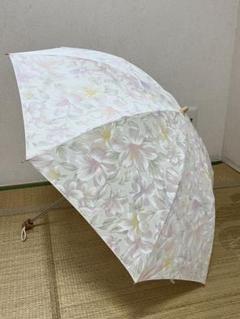 【新品未使用！】ナッツ　nuts　昭和レトロ花柄　日傘 新品未使用！】ナッツnuts昭和レトロ花柄日傘