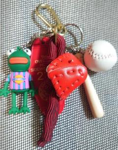 ハンドメイド　バックチャーム　じゃらじゃらキーホルダー　パラコード　カエル　野球