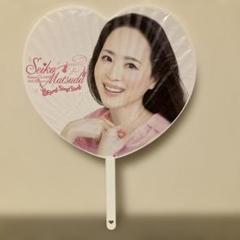【美品&お得】松田聖子ツアー2025／スイトピーレイ２個／うちわ３枚／リボン付き 61laoLBA5vL._UF350,350_QL80_.jpg
