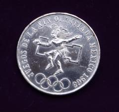 メキシコ　1968年オリンピック　記念銀貨　2種類セット　五輪マーク違い メキシコ1968年オリンピック記念銀貨2種類セット五輪マーク違い