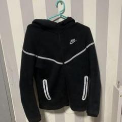 Nike テックフリース 黒 M 本気の値下げ NIKE テックフリース ブラック 黒