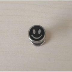 【 スマイルマーク 】個性的 smile ダンベルピアス ユニセックス ネジ 黒