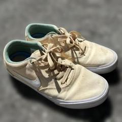 新品【Nike 】SB スニーカー クリーム色 スエード NIKE SB】FC CLASSIC カラー：summit white/vivid orange-summit
