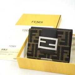 ✨未使用展示品・箱保証書付き✨　FENDI ミニ財布　ズッカ　ズッキーノ